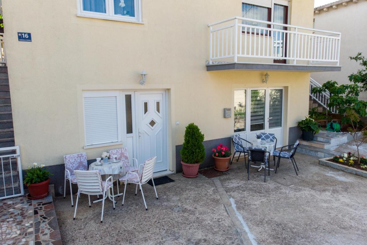 Apartmani Frane Neum Eksteriør bilde