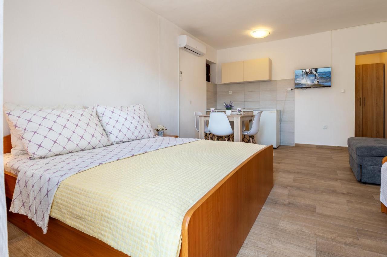 Apartmani Frane Neum Eksteriør bilde