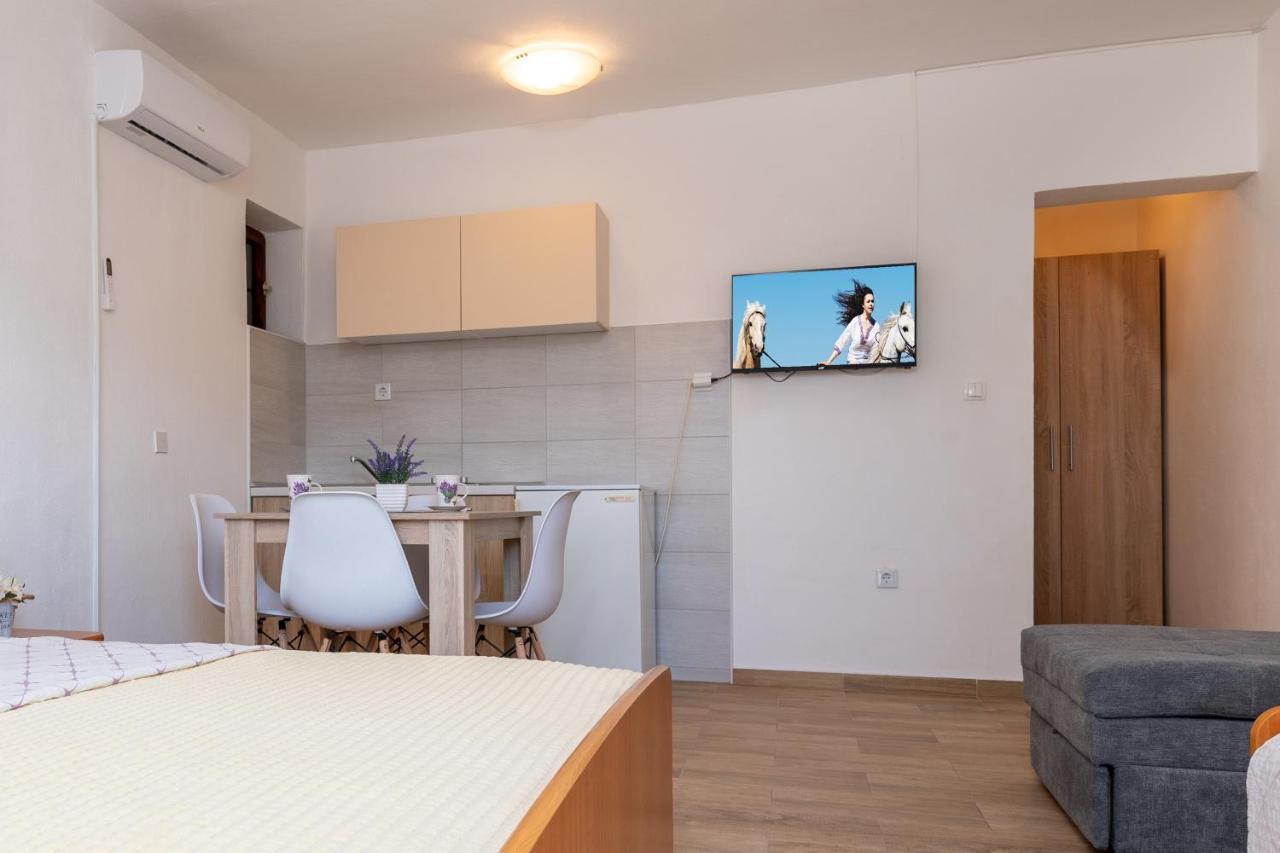 Apartmani Frane Neum Eksteriør bilde