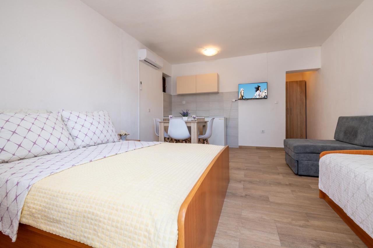 Apartmani Frane Neum Eksteriør bilde